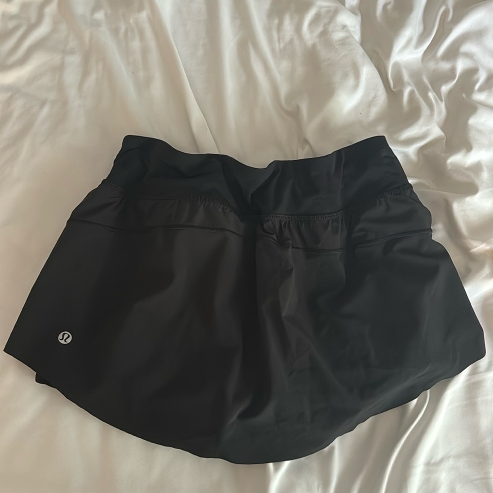Lululemon black skirt